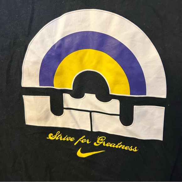 Men’s Nike Tee - Dri-fit Sz Large Black Strive for Greatness - Picture 2 of 4